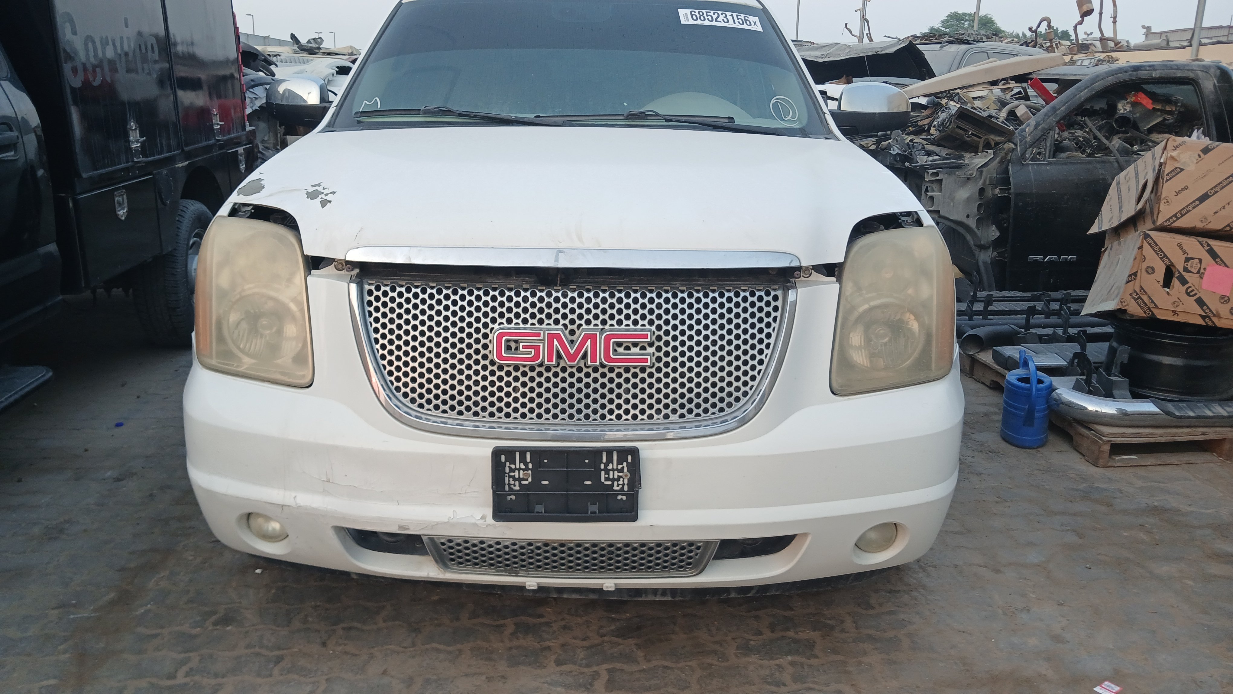 GMC YUKON 2007/2014 PARTS  USED