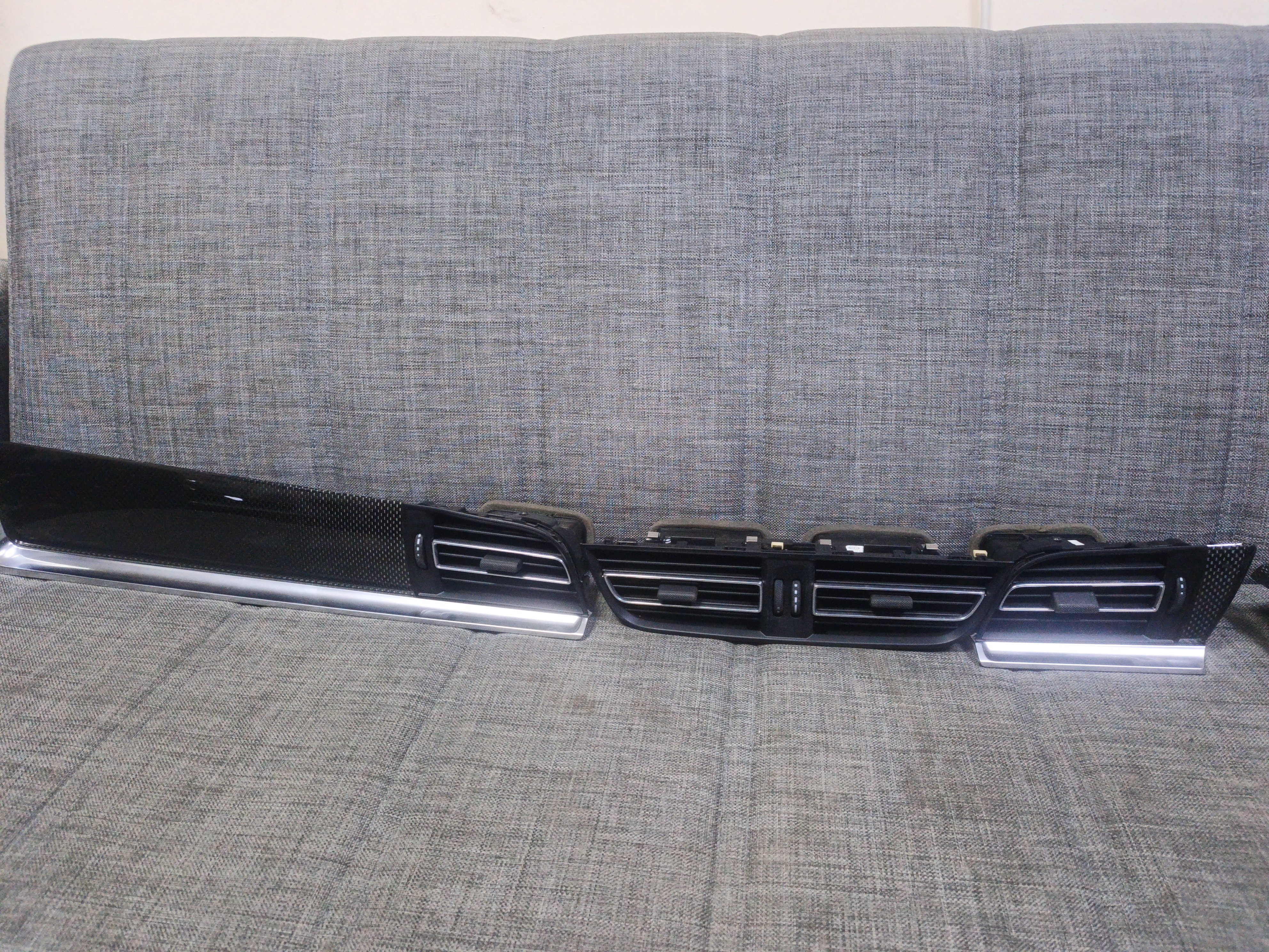 Porsche macan 2023AC WINDOW  RIGHT Hand STEERING