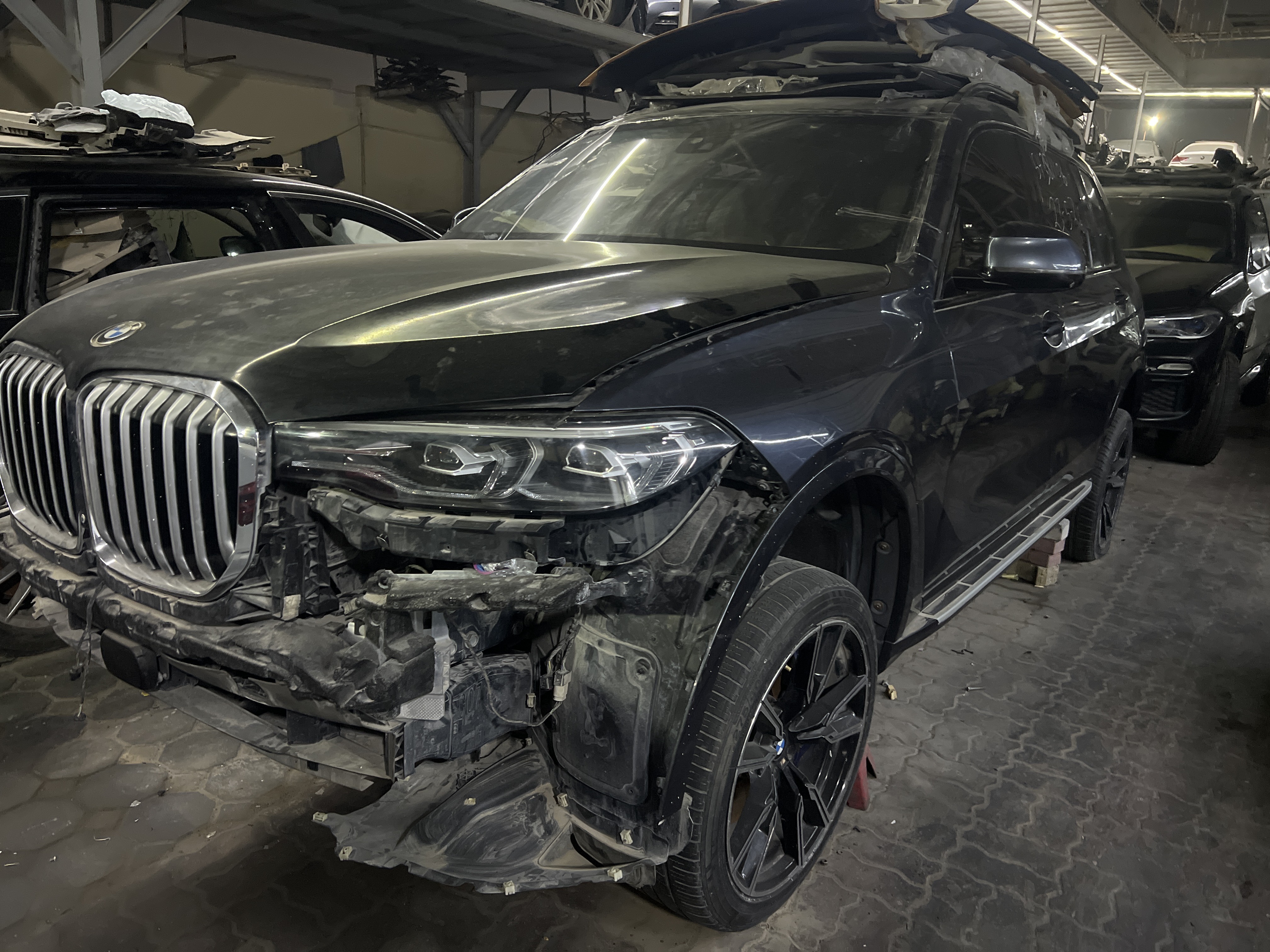 BMW X7 2022 Used SPARE PARTS