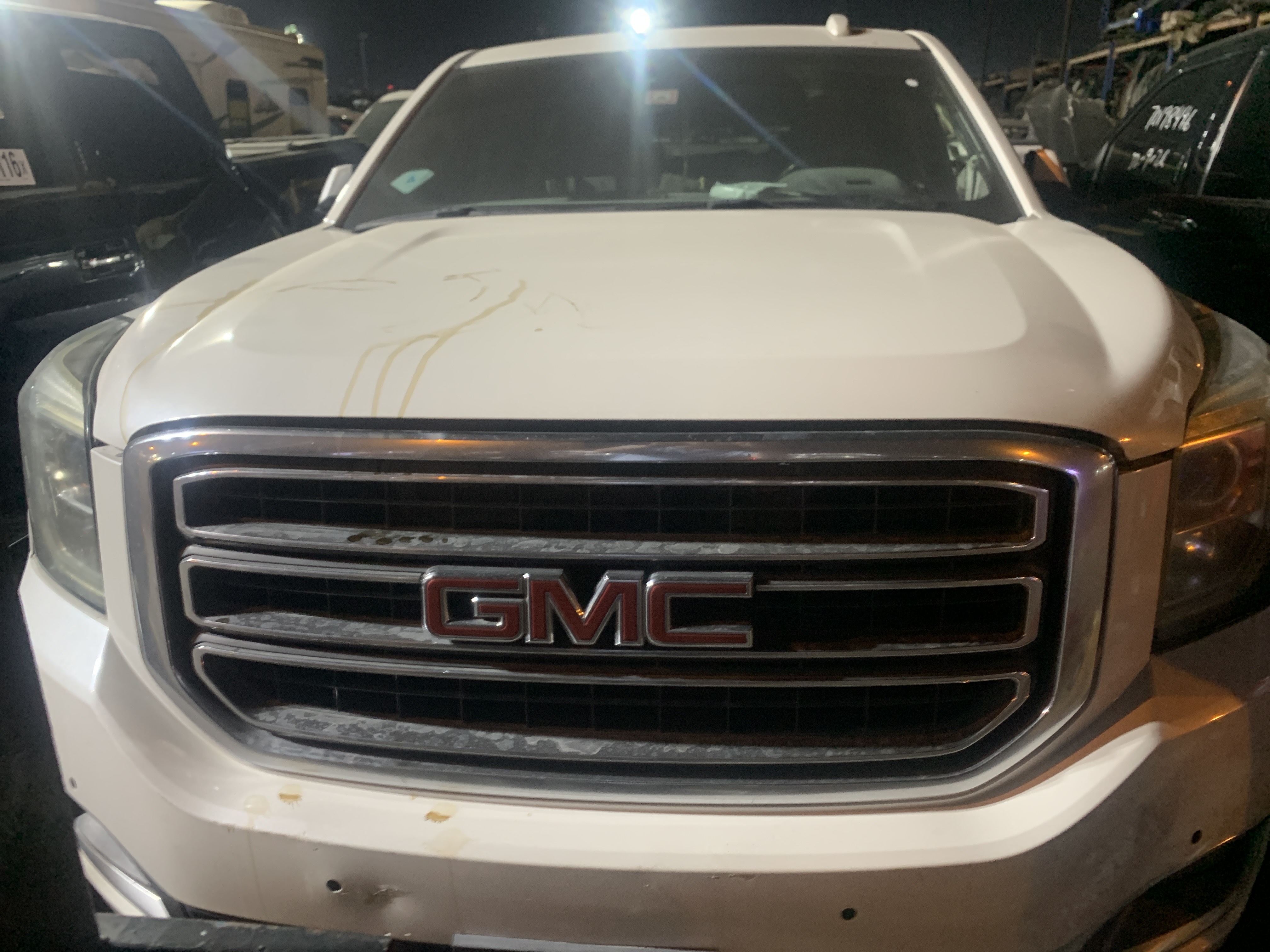 GMC YUKON 2015-2020 USED SPARE PARTS