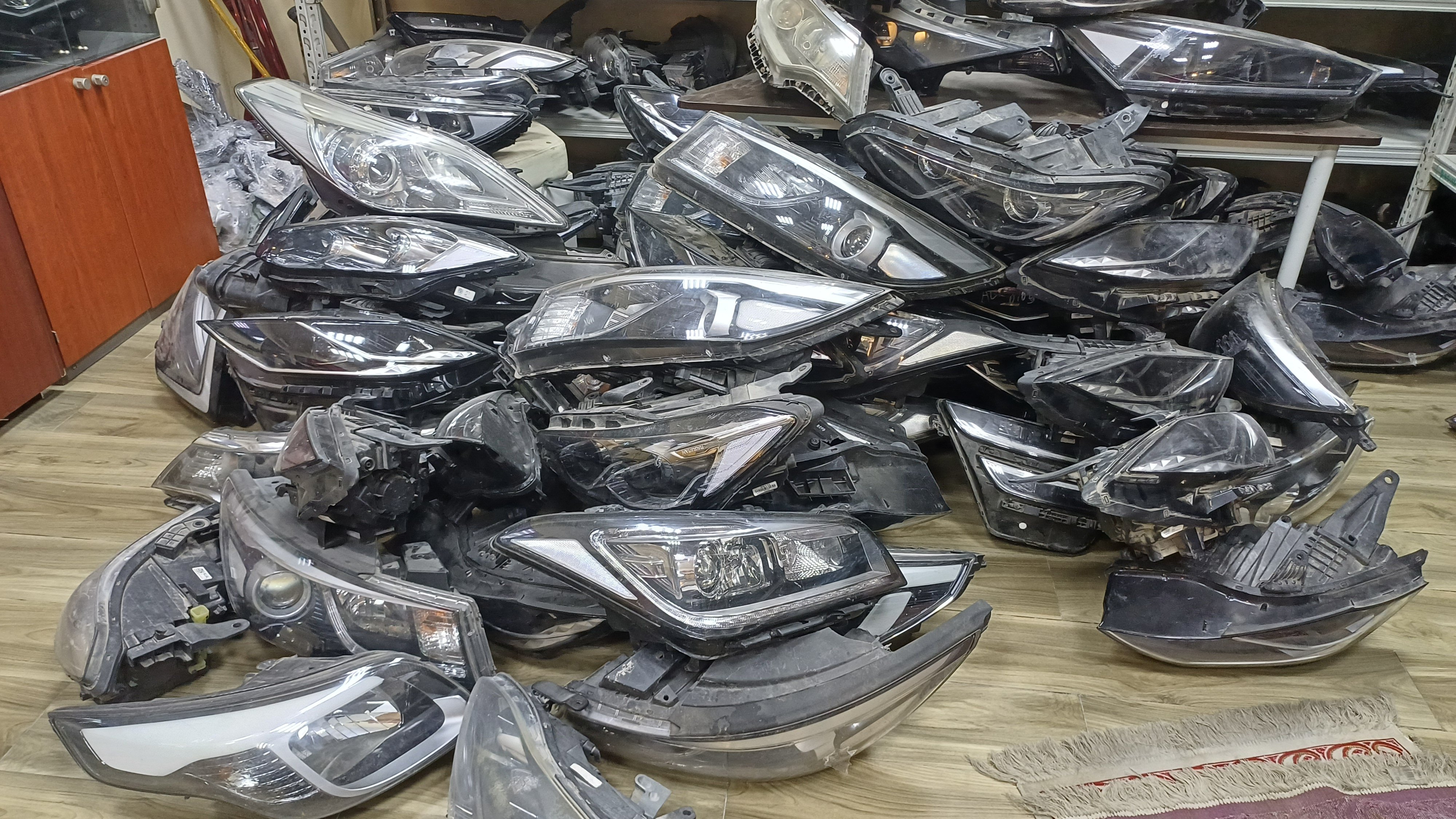 HEADLIGHTS Kia/Hyundai/Genesis 2016/2022